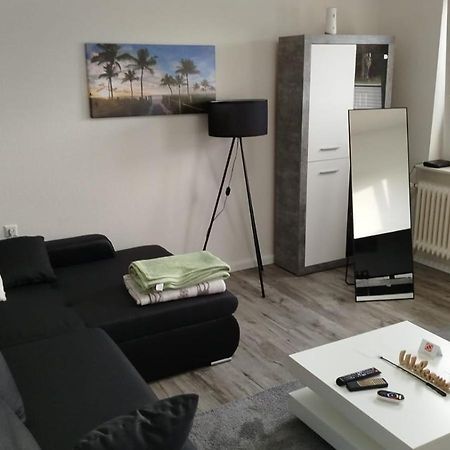 Schoene Ferienwohnung/Pendlerwohnung ユルツェン エクステリア 写真